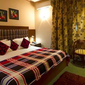 Deluxe Double Room Airport Transfers